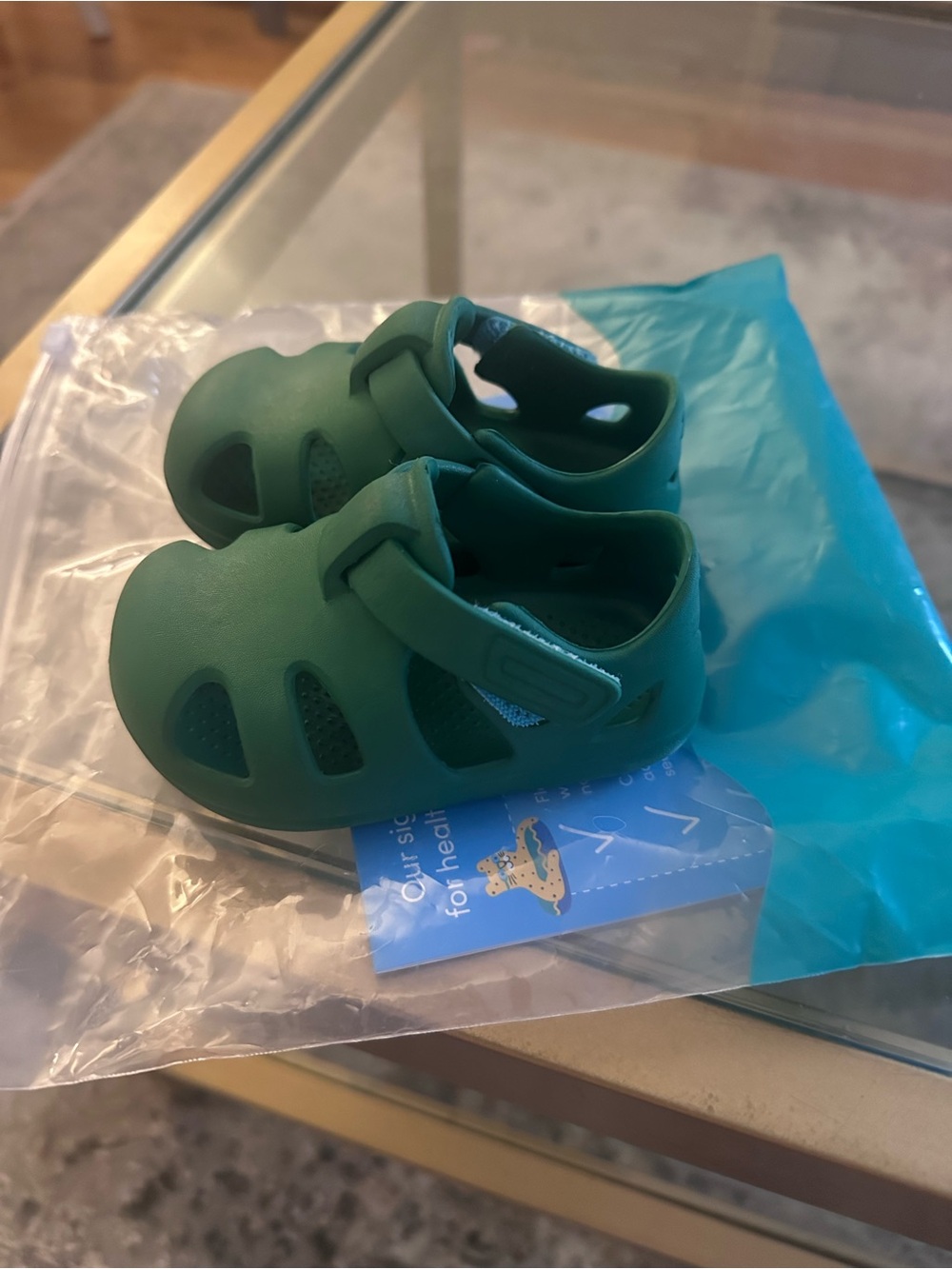 Ten Little Splash Sandals - Picture 3 of 4